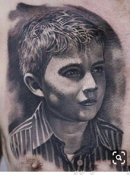 点击大图看下一张：一组欧美写实肖像的人物纹身图片