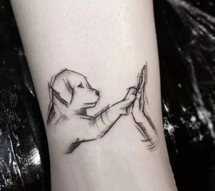 点击大图看下一张：很可爱的宠物小狗狗纹身图片