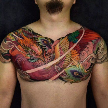 点击大图看下一张：男士胸前的一组大花胸纹身图片欣赏