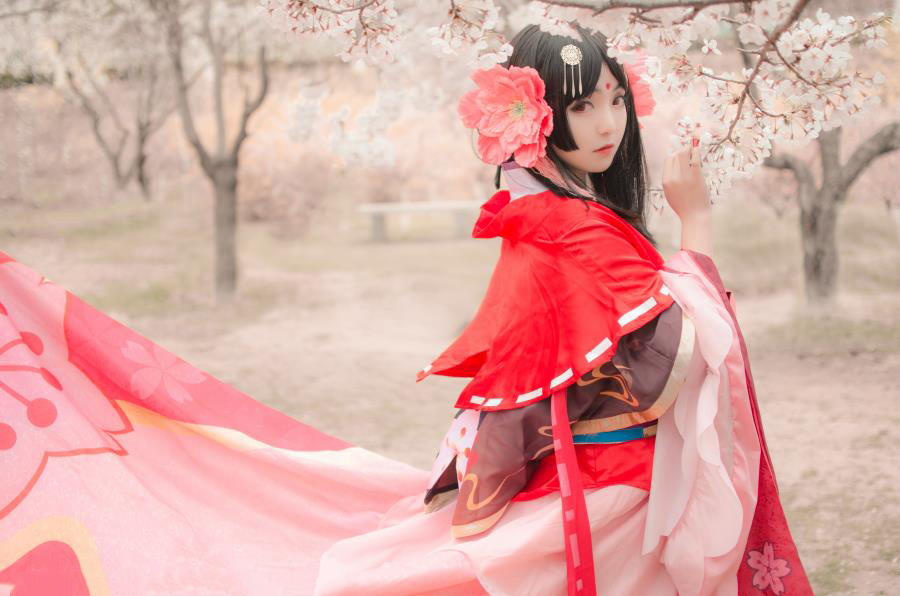 点击大图看下一张：阴阳师樱花妖cosplay写真图片