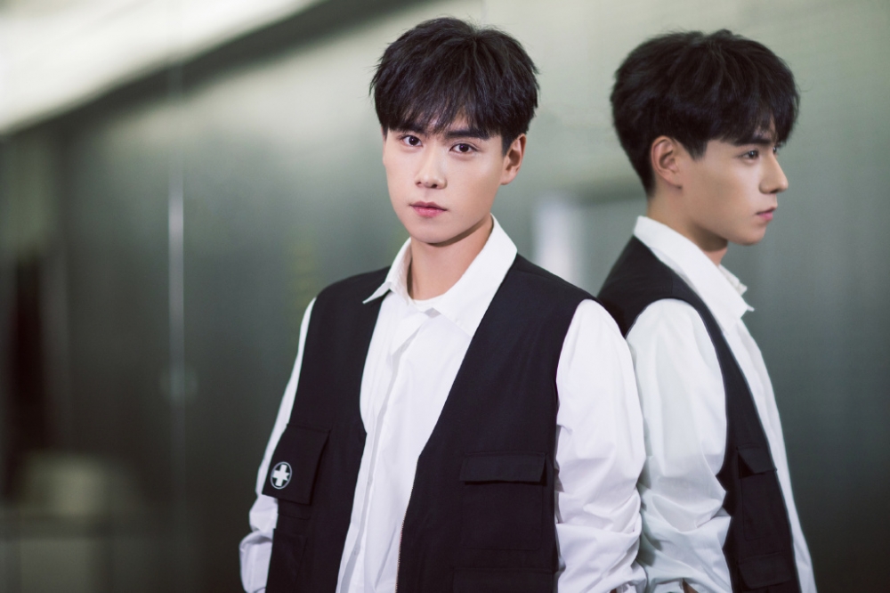 点击大图看下一张：胡一天最新高清帅气图片