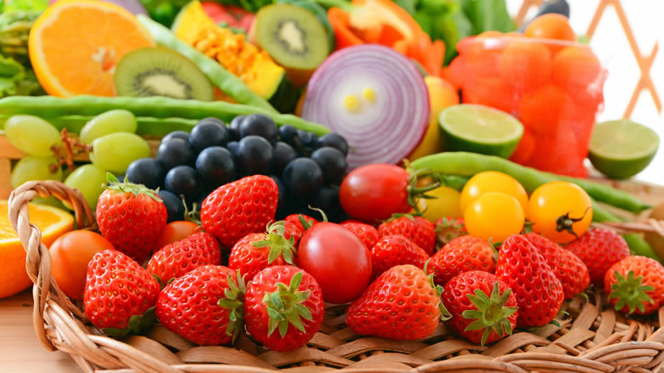 点击大图看下一张：一组色彩鲜艳的水果蔬菜图片欣赏