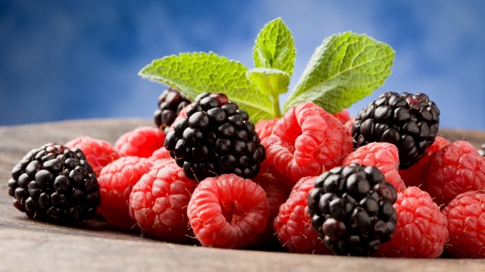 点击大图看下一张：一组酸酸甜甜好吃的树莓高清图片欣赏