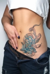 女生腰部很好看的一组纹身图案