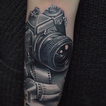 点击大图看下一张：适合摄影爱好者的一组相机纹身图案