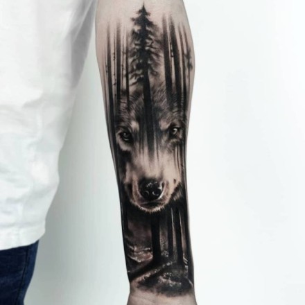 点击大图看下一张：狼头主题的一组狼纹身图案赏析