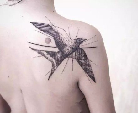 点击大图看下一张：燕子主题的一组小清新飞燕纹身图