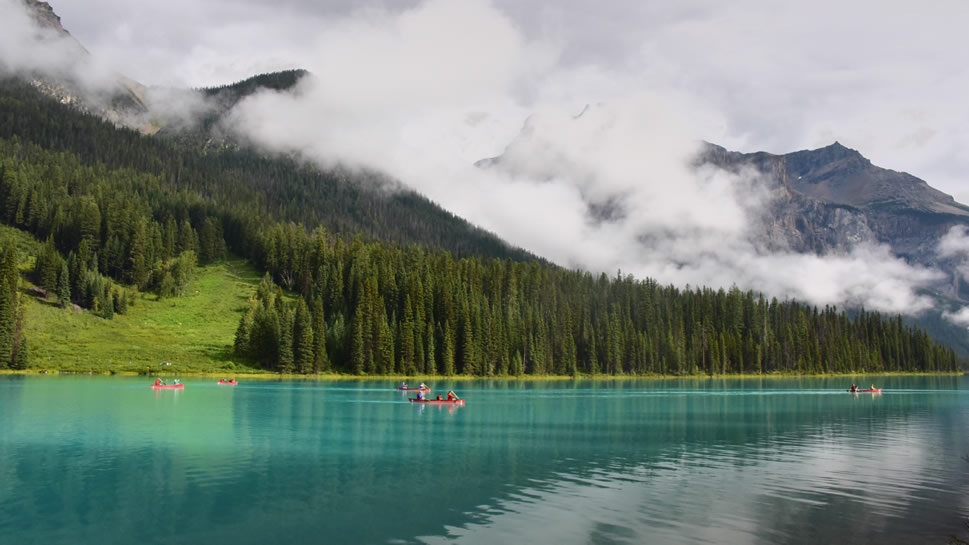 点击大图看下一张：一组风景优美的湖泊高清图片欣赏