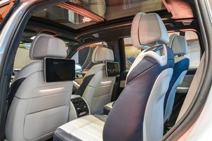 点击大图看下一张：全新宝马巨无霸 X7 超霸气的大SUV