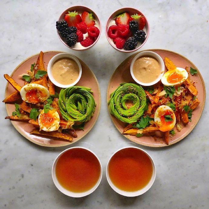 点击大图看下一张：一组美味健康的营养的双人早餐图片欣赏