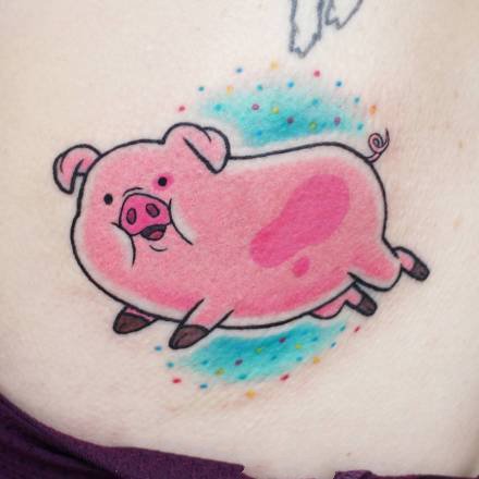 点击大图看下一张：12张可爱的本命小猪纹身图片