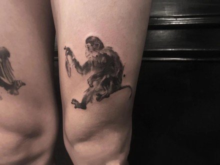 点击大图看下一张：个性的一组猴子纹身图片