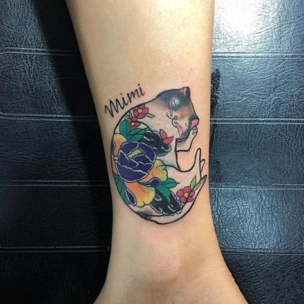 点击大图看下一张：日式浮世绘风格的小猫咪纹身图片