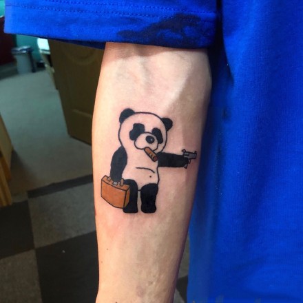 点击大图看下一张：可爱的国宝熊猫的主题纹身作品9张