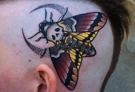 点击大图看下一张：一组school风格的飞蛾纹身图案