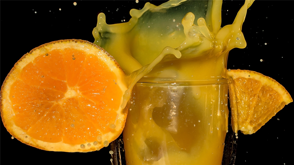 点击大图看下一张：水分超多超浓的橙子高清图片欣赏