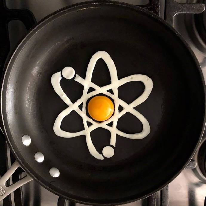 点击大图看下一张：国外一网友分享自己每天早上做的各种煎蛋