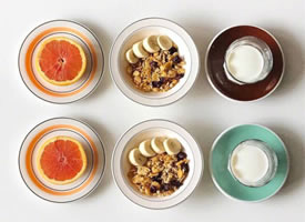 一组营养均衡的低脂轻食早餐图片欣赏