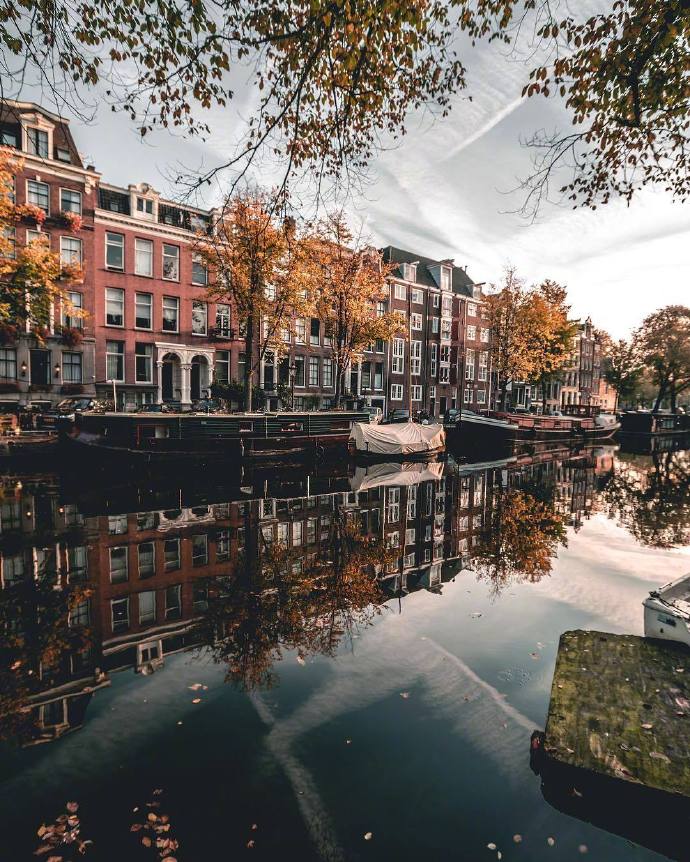 点击大图看下一张：一组小清新感的荷兰的城市风景图片欣赏