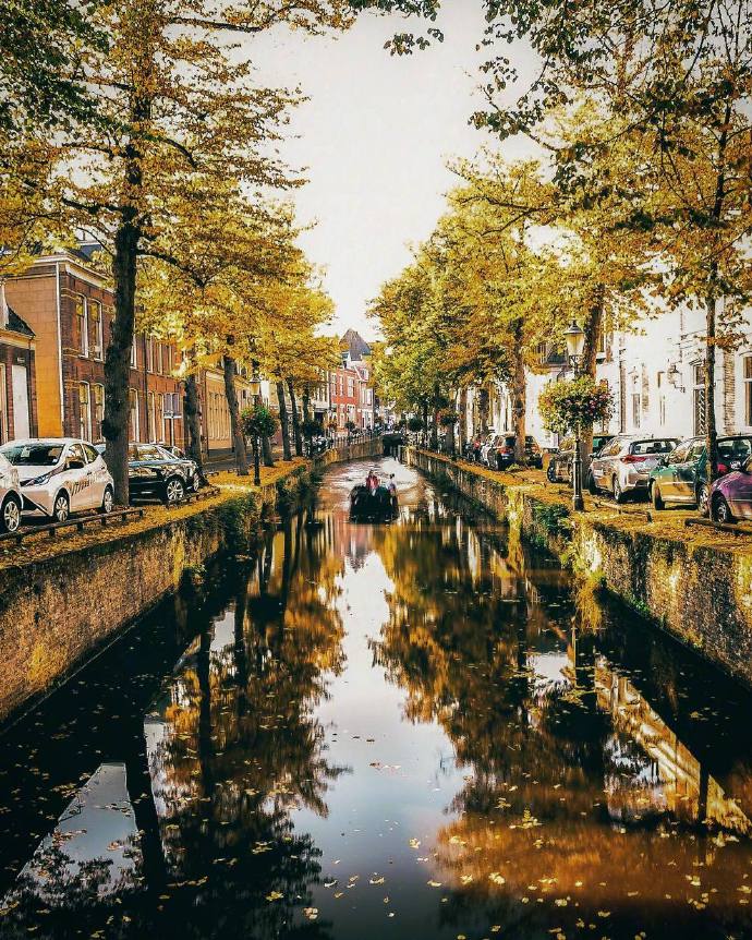 点击大图看下一张：一组小清新感的荷兰的城市风景图片欣赏