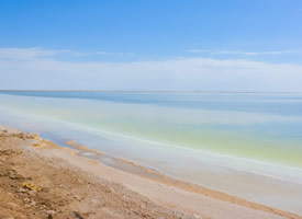中国”天空之境“的茶卡盐湖美景图片欣赏