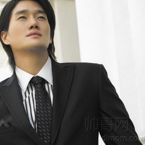 点击大图看下一张：帅气迷人的韩国帅哥Yoo Ji-tae刘智泰写真图片
