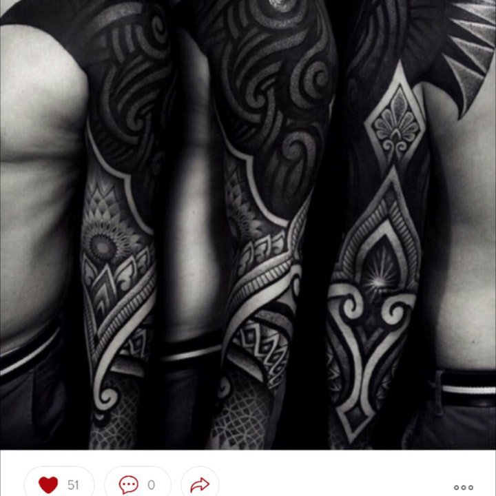 点击大图看下一张：纹身黑色  部落气息浓厚的黑色图腾纹身图案
