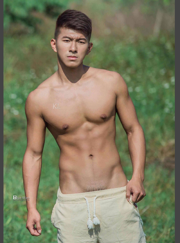点击大图看下一张：中国肌肉男模帅哥SHIN信户外性感艺术摄影写真图片