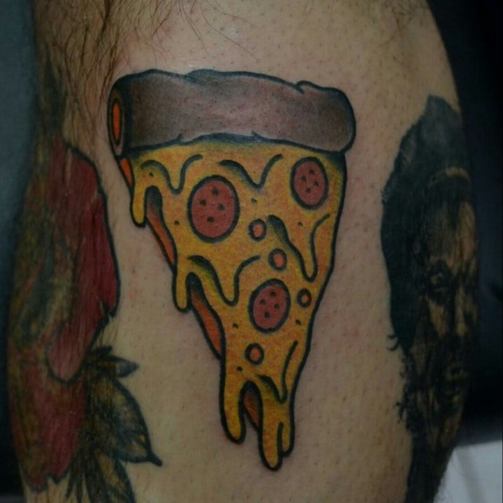点击大图看下一张：披萨纹身图案  颇受欢迎的披萨食物纹身图案