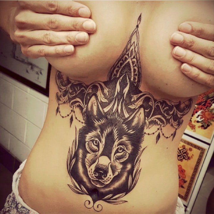 点击大图看下一张：狼的纹身图案  9张技巧多样化的狼纹身图案