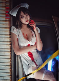 一组cos性感血腥的护士图片欣赏
