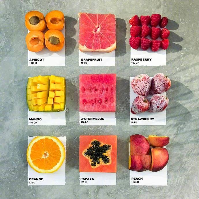 点击大图看下一张：一组治愈系的水果拼盘图片欣赏