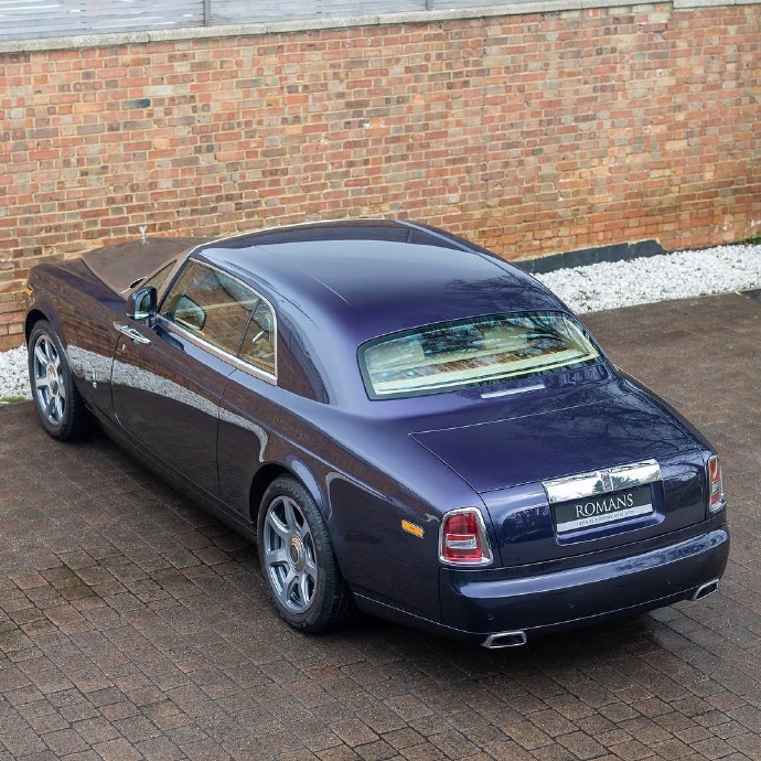 点击大图看下一张：一组十分炫酷的劳斯莱斯 Phantom coupe
