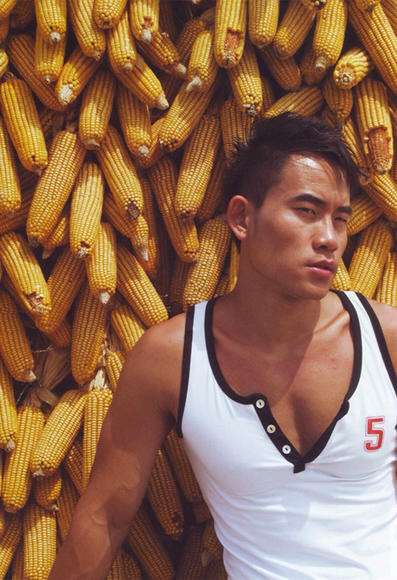 点击大图看下一张：杜达雄的中国男模程东个性写真图片