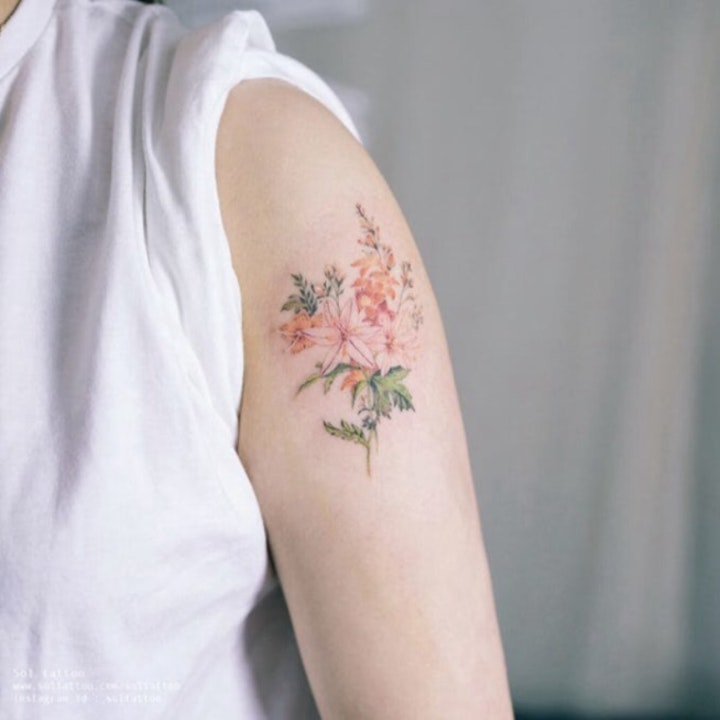 点击大图看下一张：纹身图花朵   9张婀娜多姿的花朵纹身图案