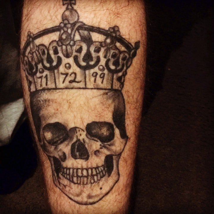 点击大图看下一张：皇冠纹身图   高贵而又典雅的皇冠纹身图案