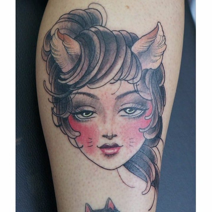 点击大图看下一张：猫女纹身图 9张迷人的猫女主题纹身图案
