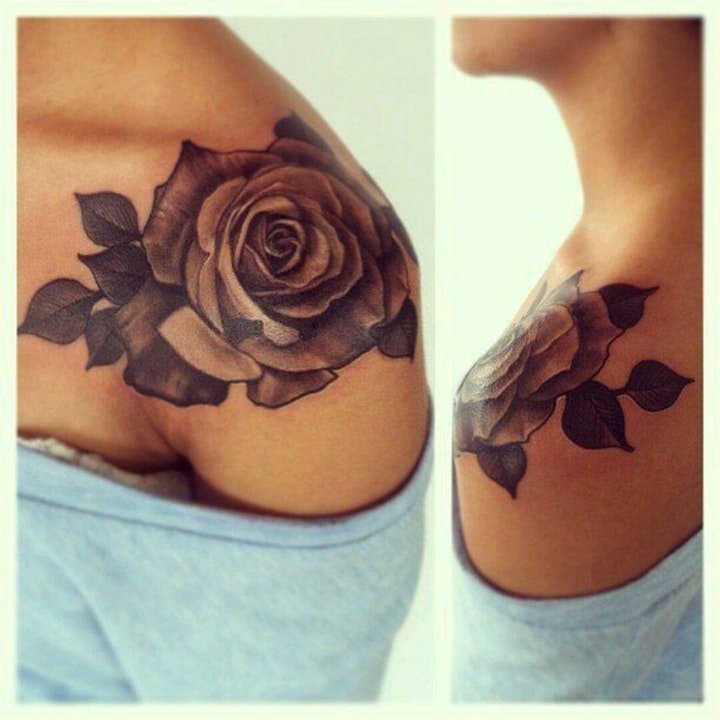 点击大图看下一张：黑玫瑰纹身图案 多款女性纹身十分唯美的黑玫瑰纹身图案