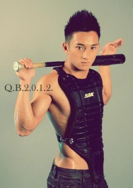 点击大图看下一张：中国男模sonnie nye肌肉帅哥图片