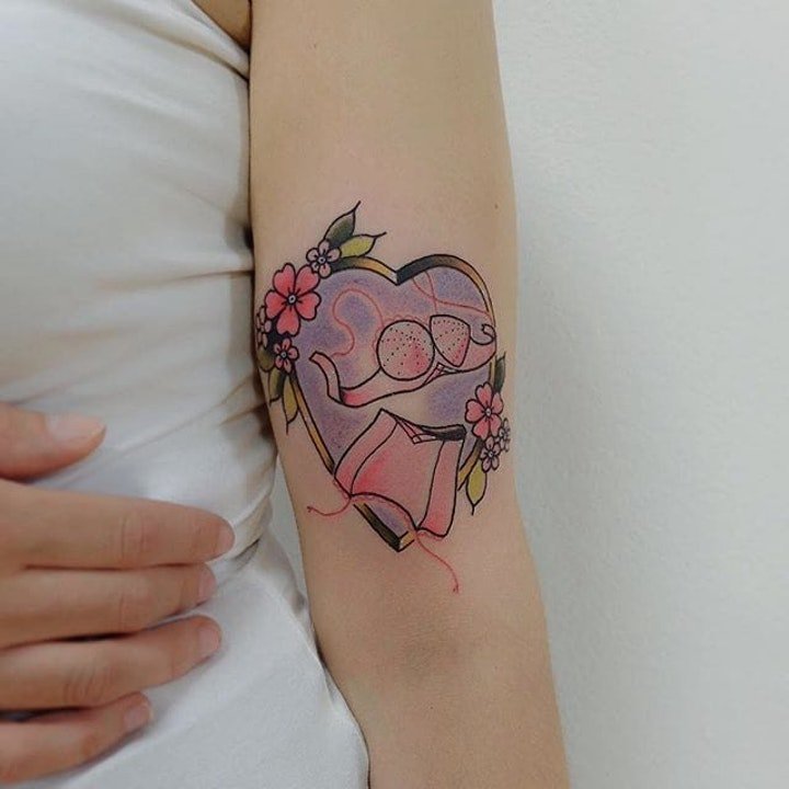点击大图看下一张：女人纹身图案 适合女生的超简约小清新可爱小纹身图案