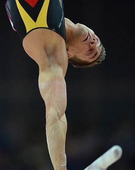 点击大图看下一张：德国体操帅哥菲利普·达维德·博伊图片