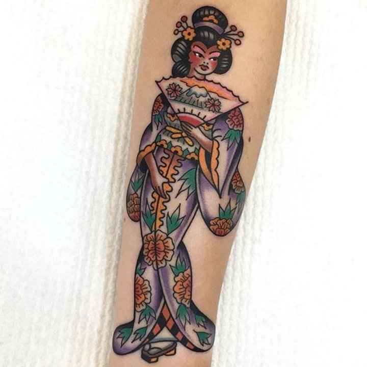 点击大图看下一张：日本艺妓纹身图案 10款十分多彩的日本艺妓纹身图案