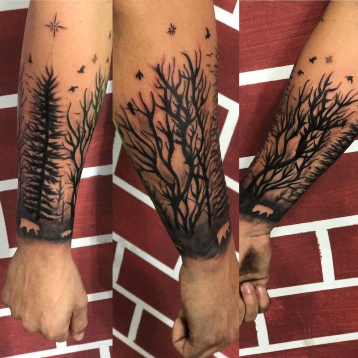 点击大图看下一张：树纹身图案 身体各个部位的树干纹身图案和椰树纹身图案