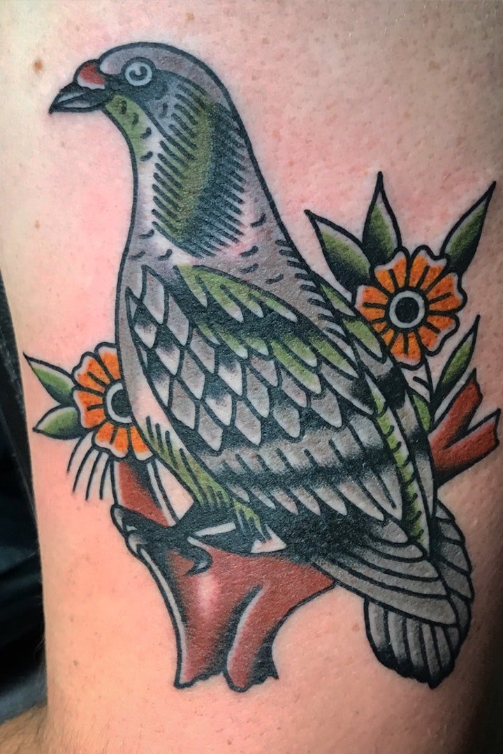 点击大图看下一张：鸽子纹身图案 10款纹身鸟鸽子主题的纹身图案