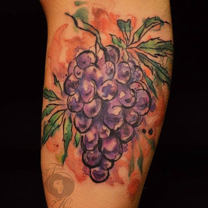 点击大图看下一张：水果纹身小清新图片 多款颜色鲜艳的可爱卡通水果纹身图案
