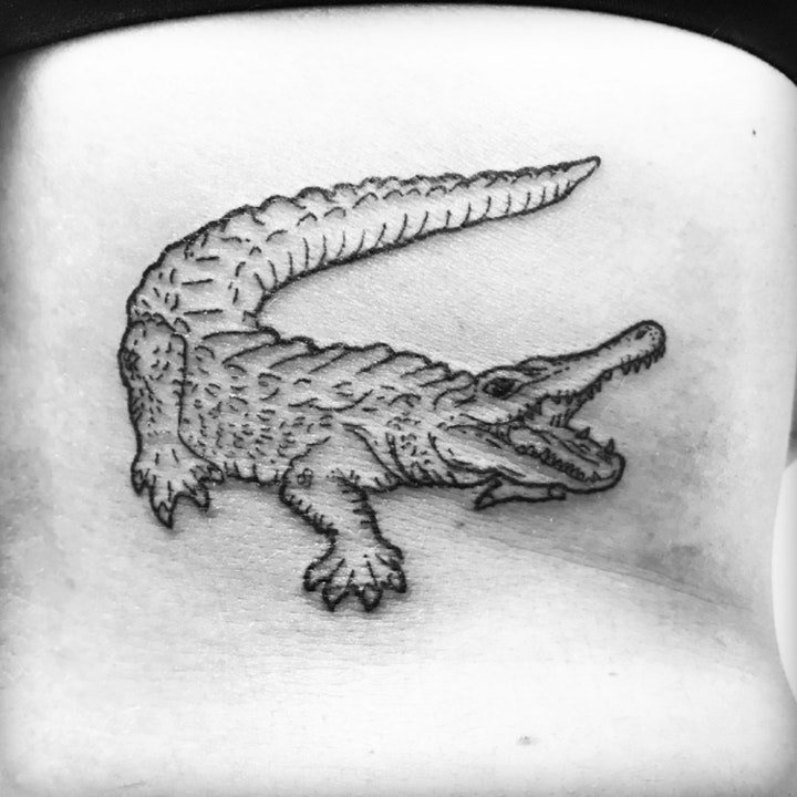 点击大图看下一张：鳄鱼纹身图案  9张凶猛残忍的鳄鱼纹身图案