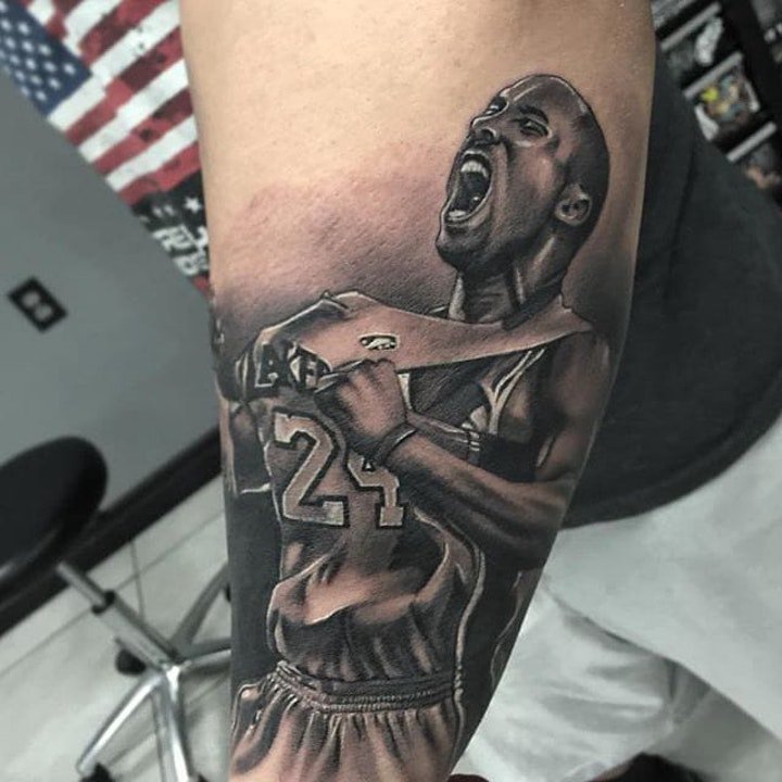 点击大图看下一张：nba球星纹身图案   执着而又优秀的NBA球星科比纹身图案