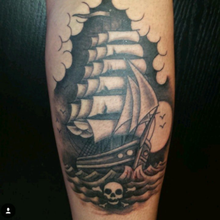 点击大图看下一张：海盗纹身图案  9款霸气个性的海盗系列纹身图案
