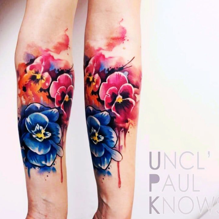 点击大图看下一张：花朵纹身图案 水彩纹身妖艳的花朵纹身图案