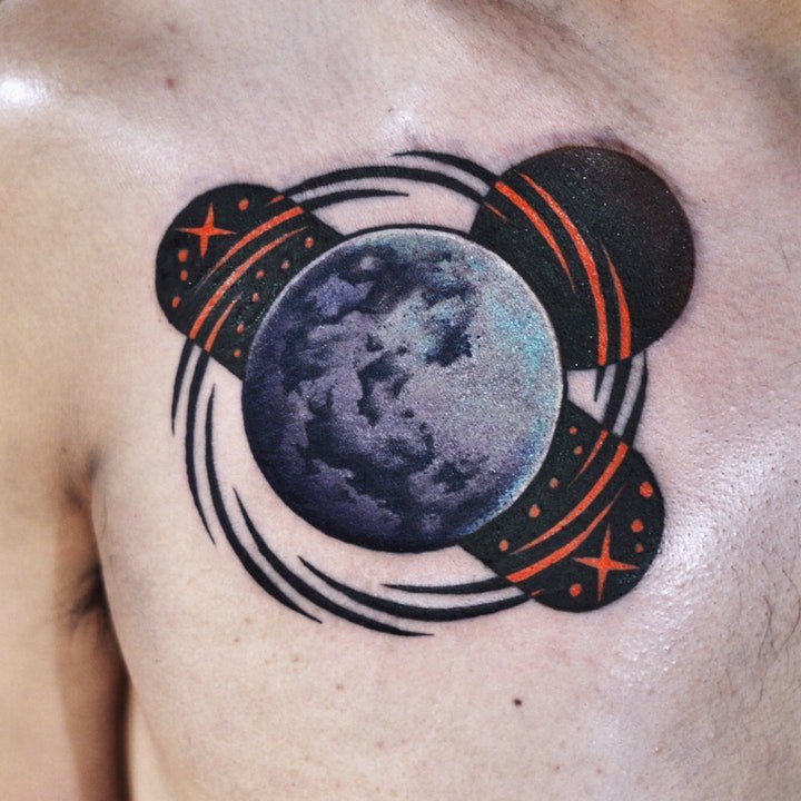 点击大图看下一张：纹身月亮   时尚与技巧并行的月亮月球纹身图案